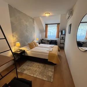 Gloria Center Szálloda